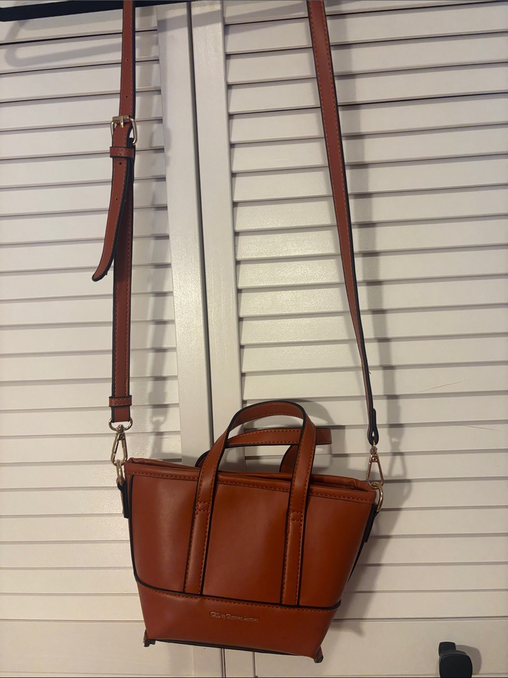 Christian Lacroix Brown Leather Shoulder Bag with Gold Hardware - Picture 3 of 3